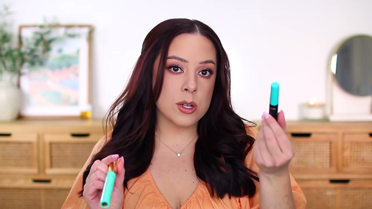 Highly Rated Lash Extensions XL Volumizing Tubing Mascara