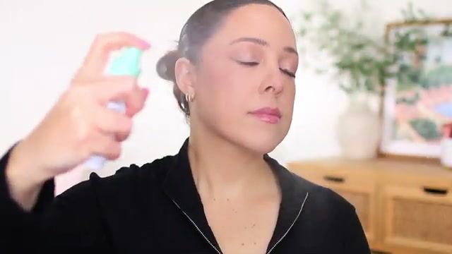 @andreamatillano reviewing Milani Make It Last Moisture Boost Alcohol-Free Setting Spray at 18:47 in a YouTube Shorts video