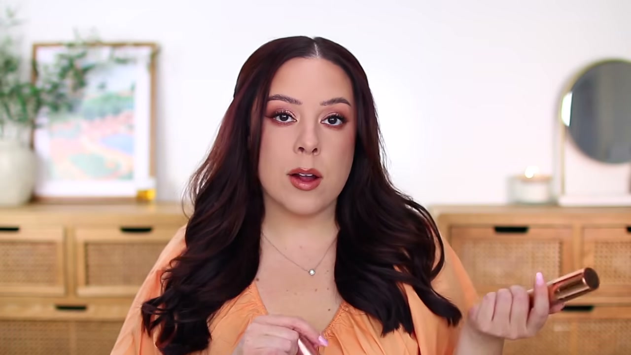 Radiant Glow Illuminating Liquid Highlighter