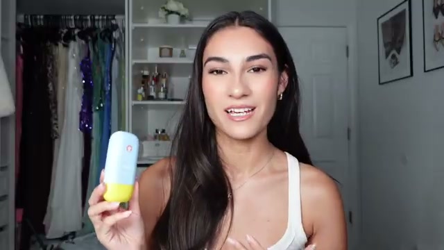Hydrating Sunscreen Milk with Colloidal Oatmeal Broad Spectrum SPF 45