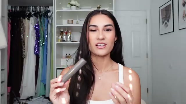 The Minimalist Perfecting Complexion Foundation and Concealer Stick