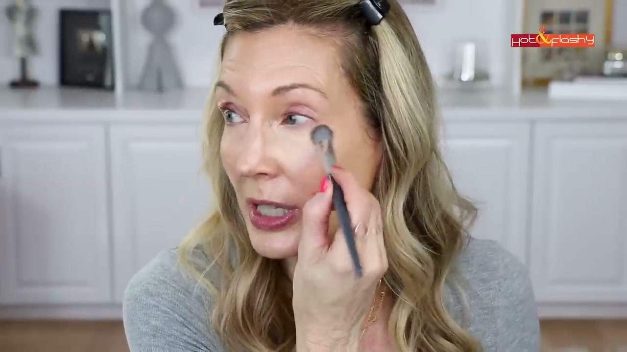 Instant Age Rewind Eraser Dark Circles Concealer