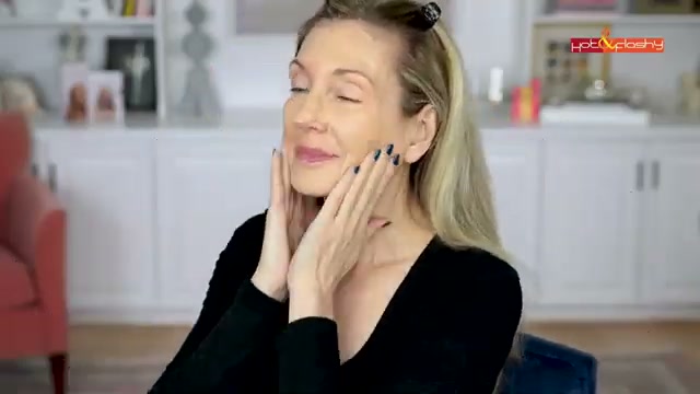 @angiehotandflashy reviewing Naeli Anti-Aging Tinted Moisturizer SPF 50 at 14:19 in a YouTube Shorts video