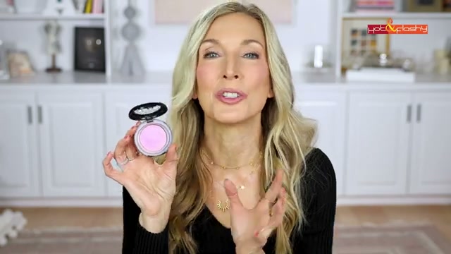SuperSuede Radiant Talc-Free Baked Powder Blush