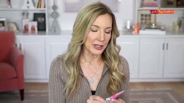 Glow Gloss SPF 40 Lip Balm