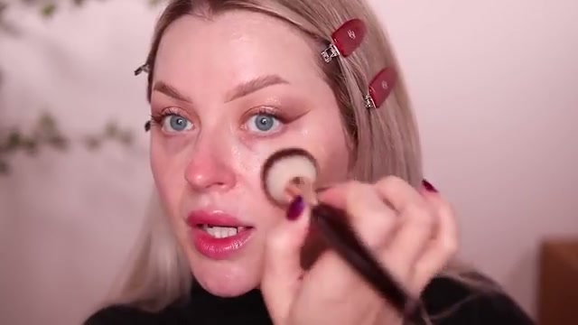 @babsbeauty reviewing BK Beauty 106 at 16:56 in a YouTube Shorts video