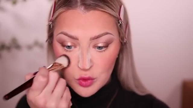 @babsbeauty reviewing MAC Cosmetics Blush at 29:54 in a YouTube Shorts video