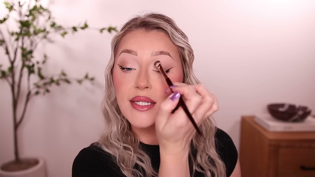 Eye Shadow