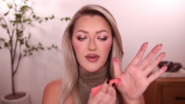@babsbeauty reviewing Ole Henriksen Pout Preserve Peptide Lip Treatment (chillers) at 27:41 in a YouTube Shorts video