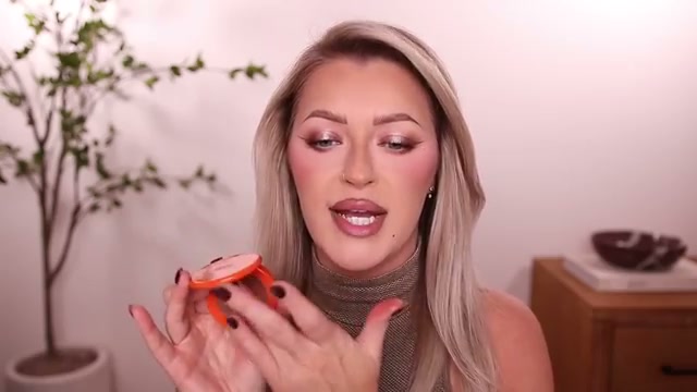 @babsbeauty reviewing Sarah Creal Cream Bronzer at 12:05 in a YouTube Shorts video