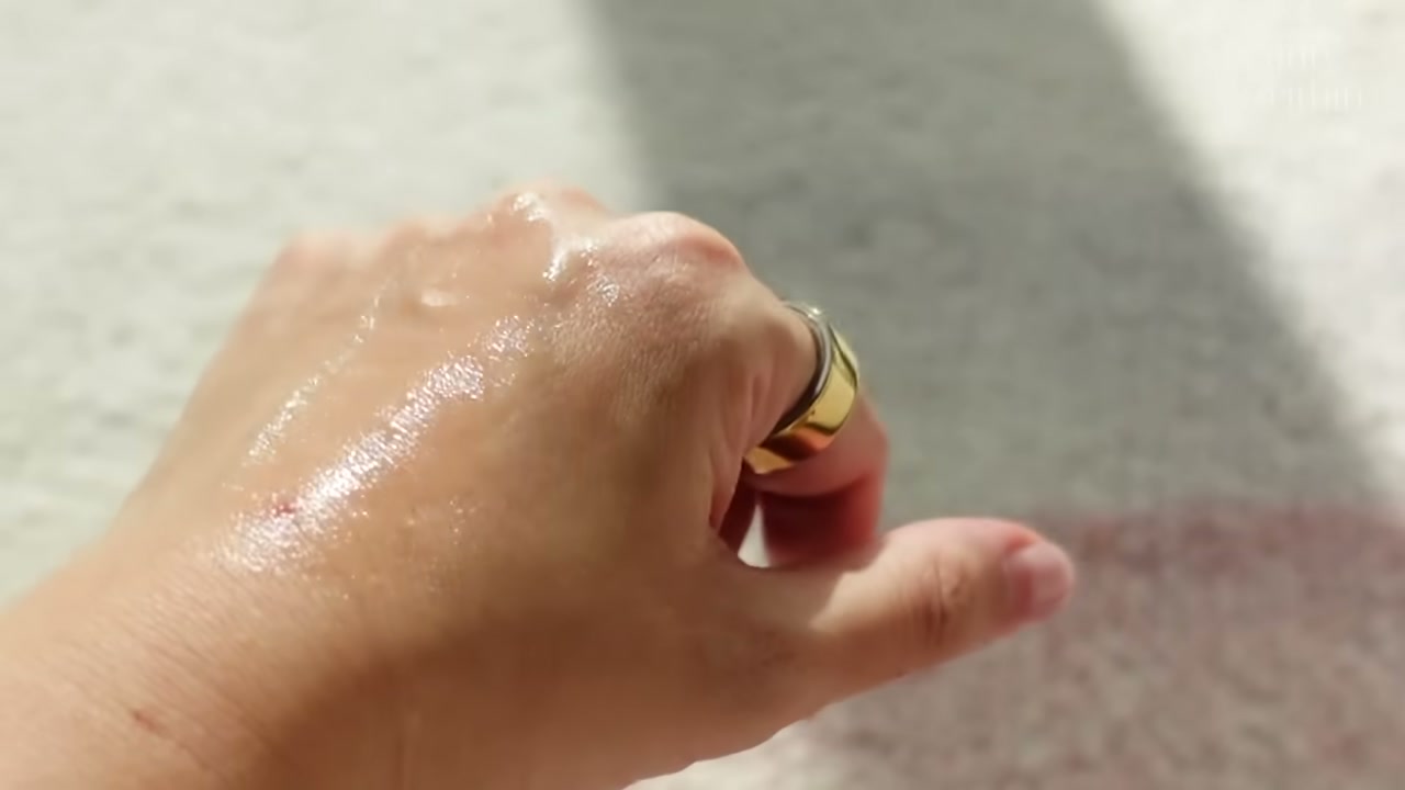 @beautywithin reviewing Dr. Althea Vitamin C Boosting Serum at 11:06 in a YouTube Shorts video
