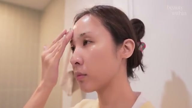 beautywithin mentioning Maybena Rice X Retinol Pore Lifting Serum at 10:31 in their YouTube video