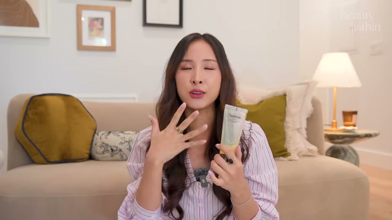 Intentsive Moisture Barrier Foam Cleanser