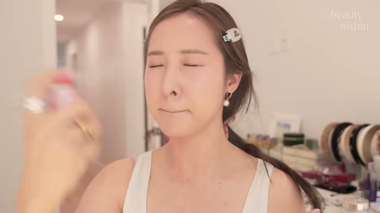 @beautywithin reviewing One/Size On 'Til Dawn Setting Spray at 19:47 in a YouTube Shorts video