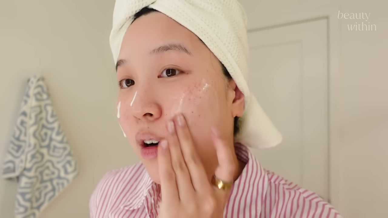 @beautywithin reviewing TIRTIR Ceramic Milk Ampoule at 12:30 in a YouTube Shorts video