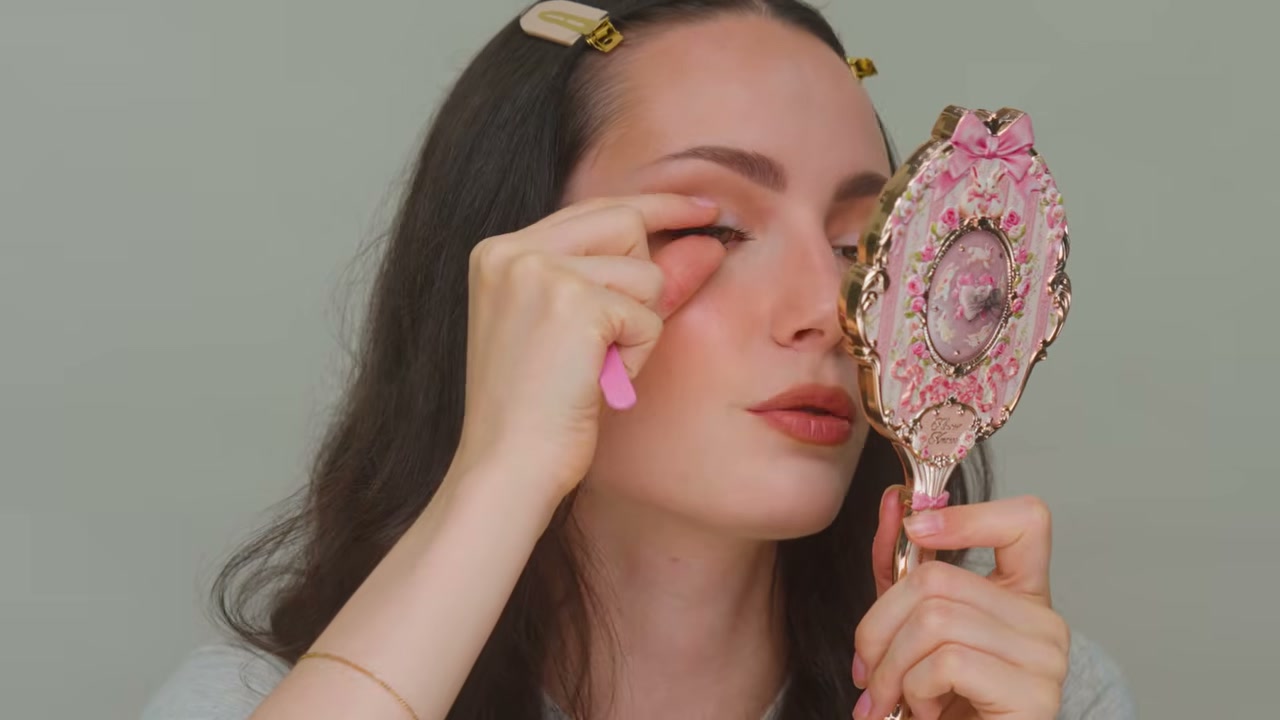 Self-Adhesive Lashes