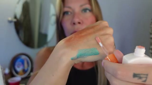 @brittneealexus reviewing Beauty Intuition Lip Glaze at 09:17 in a YouTube Shorts video