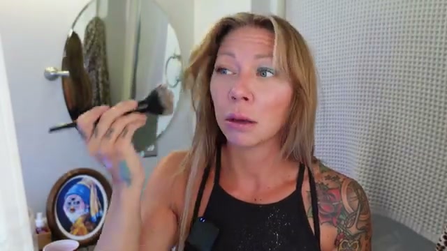 @brittneealexus reviewing Kokie Flawless Seal HD Setting Powder at 11:53 in a YouTube Shorts video