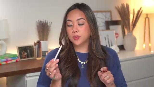 @bykristinastudio reviewing Glossier Lip Line at 24:00 in a YouTube Shorts video