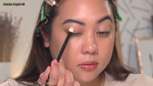 @bykristinastudio reviewing MAC Cosmetics Multisculpt All-Over Color at 03:35 in a YouTube Shorts video