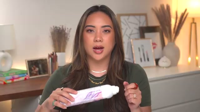 The Do-It-All 3-in-1 Dry Texture Spray