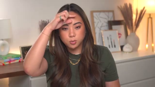 @bykristinastudio reviewing Silcot Facial Cottons at 36:52 in a YouTube Shorts video