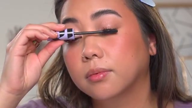 Tube Job Lash Augmenting Tubing Mascara