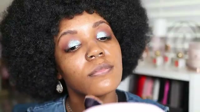 Pretty Fresh Hyaluronic Acid Hydrating Foundation