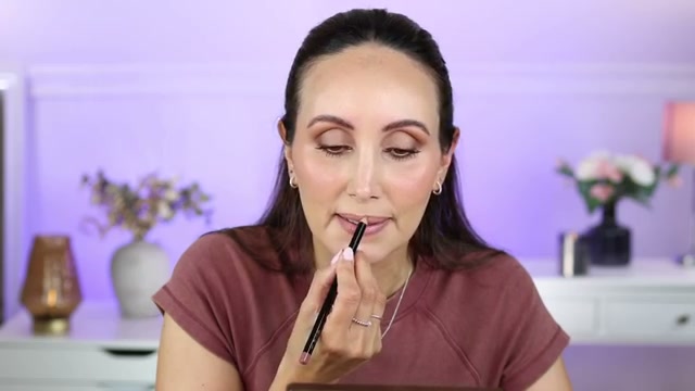 @carmelnicolebeauty reviewing Anastasia Beverly Hills Velvety Matte Precision Lip Liner at 19:31 in a YouTube Shorts video