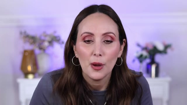 @carmelnicolebeauty reviewing Catrice Gel Glide Long-Lasting Lip Liner at 32:20 in a YouTube Shorts video