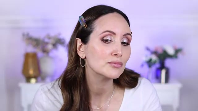 Silky Blur Hydrating Longwear Foundation