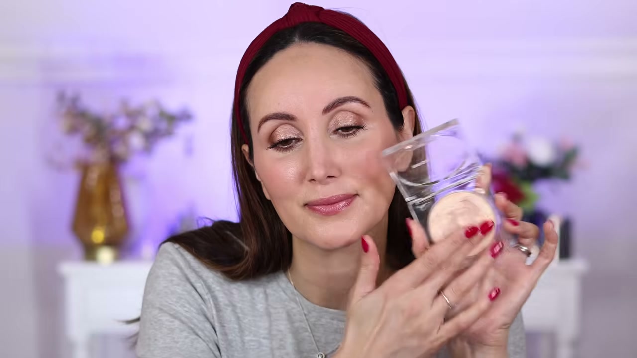 Cloudlight Soft Glow Veil Finishing Powder