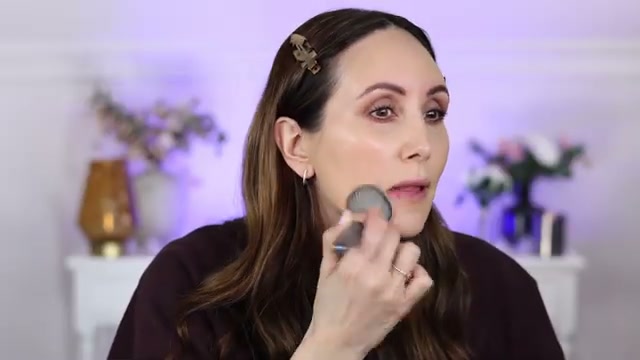 Lightform Extended Hydration Foundation