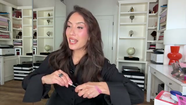 @cherylburke reviewing Bobbi Brown Crystal Eye Shimmer Eyeshadow at 18:19 in a YouTube Shorts video