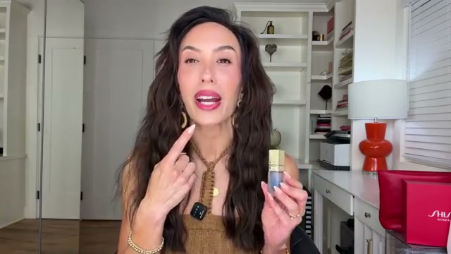 @cherylburke reviewing Dolce&Gabbana Mint Oil Lip Plumper with 24H Hydration & Vitamin E at 22:07 in a YouTube Shorts video