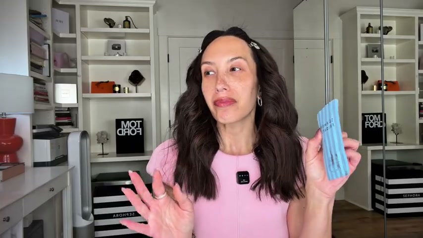 @cherylburke reviewing Summer Fridays Jet Lag Eye Patches at 06:25 in a YouTube Shorts video