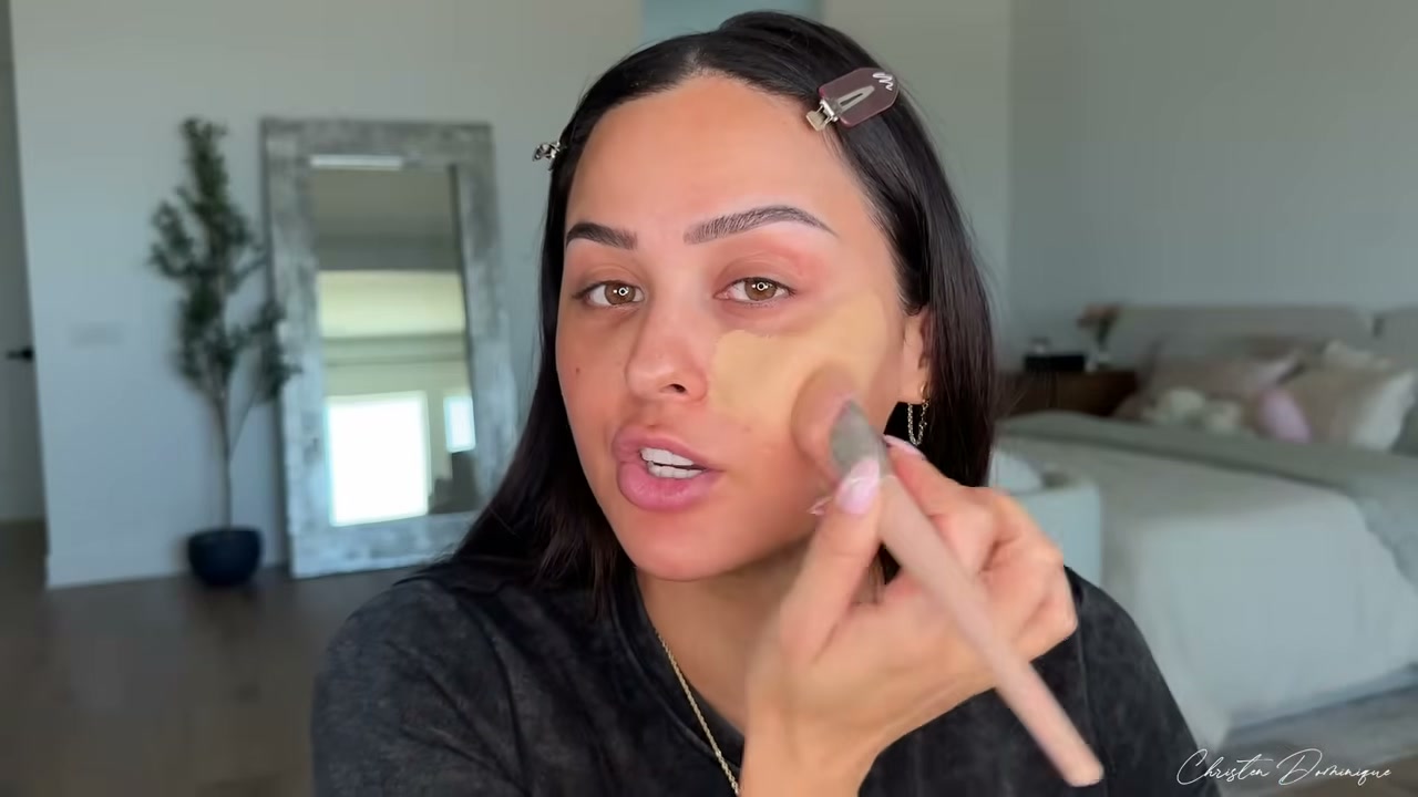 Natural Radiant Longwear Foundation