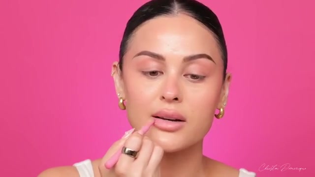 @christendominique reviewing Summer Fridays Lip Butter Balm Stain at 09:31 in a YouTube Shorts video