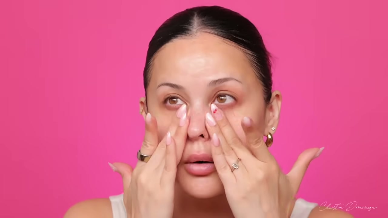 @christendominique reviewing Vaseline Original Healing Jelly at 01:57 in a YouTube Shorts video