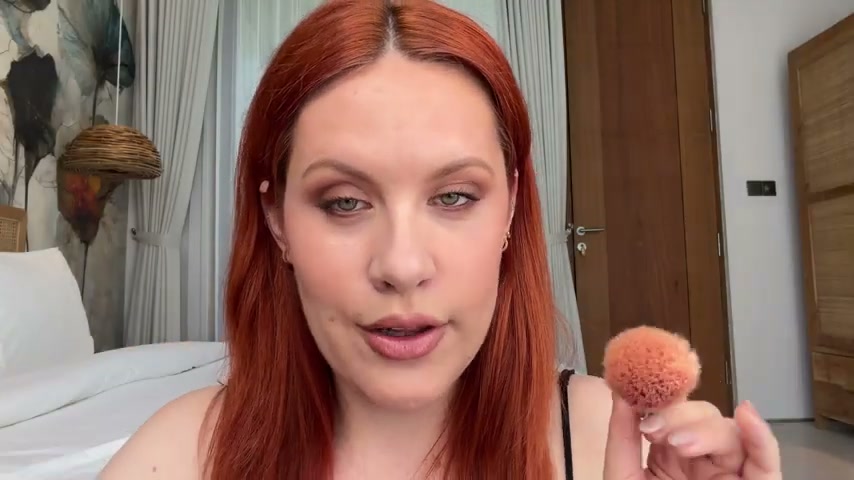 Ambient Lighting Finishing Powder