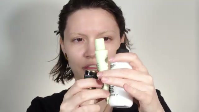 Studio Face and Body Foundation
