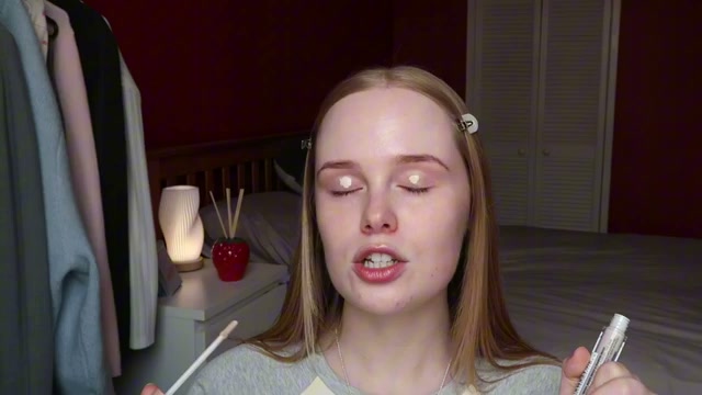@cosywithcait reviewing Collection Lasting Perfection Concealer at 03:13 in a YouTube Shorts video