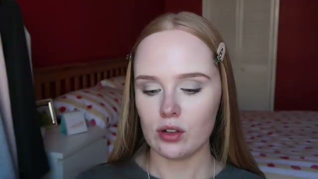 Skin Tint Blurring Elixir Foundation