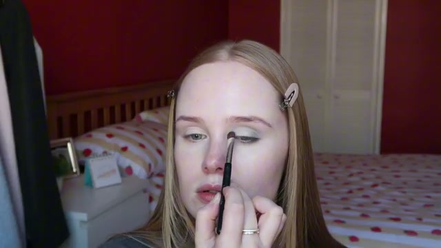 Glued 2-in-1 Brow & Edge Gel