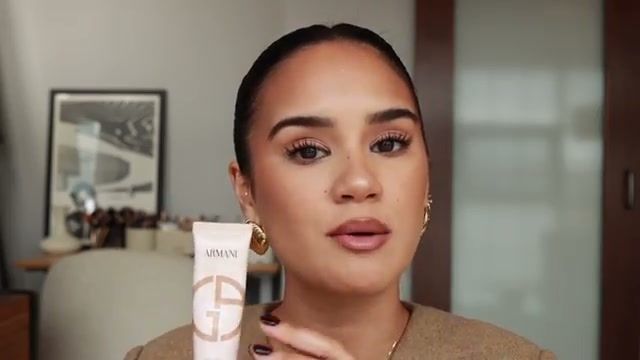 Golden Hour 24HR Lightweight Skin Tint with Hyaluronic Acid