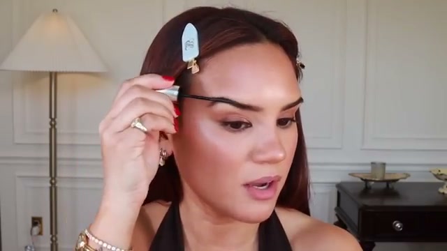 Infallible Up to 24H Brow Lamination Eyebrow Gel
