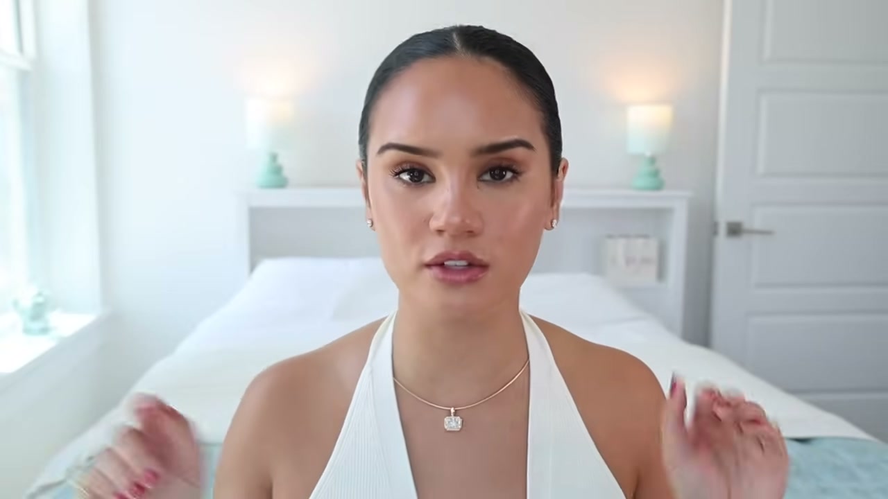Glow Paradise Balm-in-Lipstick