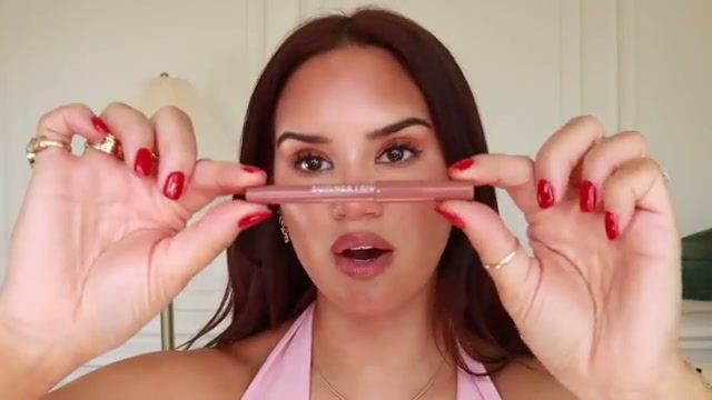 @daceycash reviewing Summer Fridays Toffee Lip Liner at 40:45 in a YouTube Shorts video