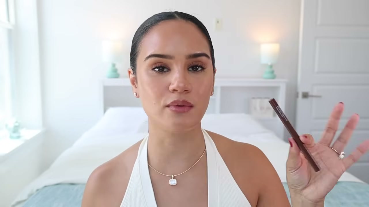 Megalast Breakup-Proof Liquid Eyeliner