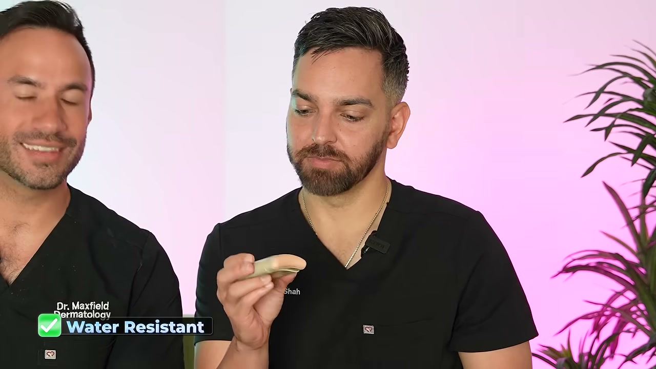@doctorly reviewing Abib Airy Sunstick Smoothing Bar at 08:47 in a YouTube Shorts video